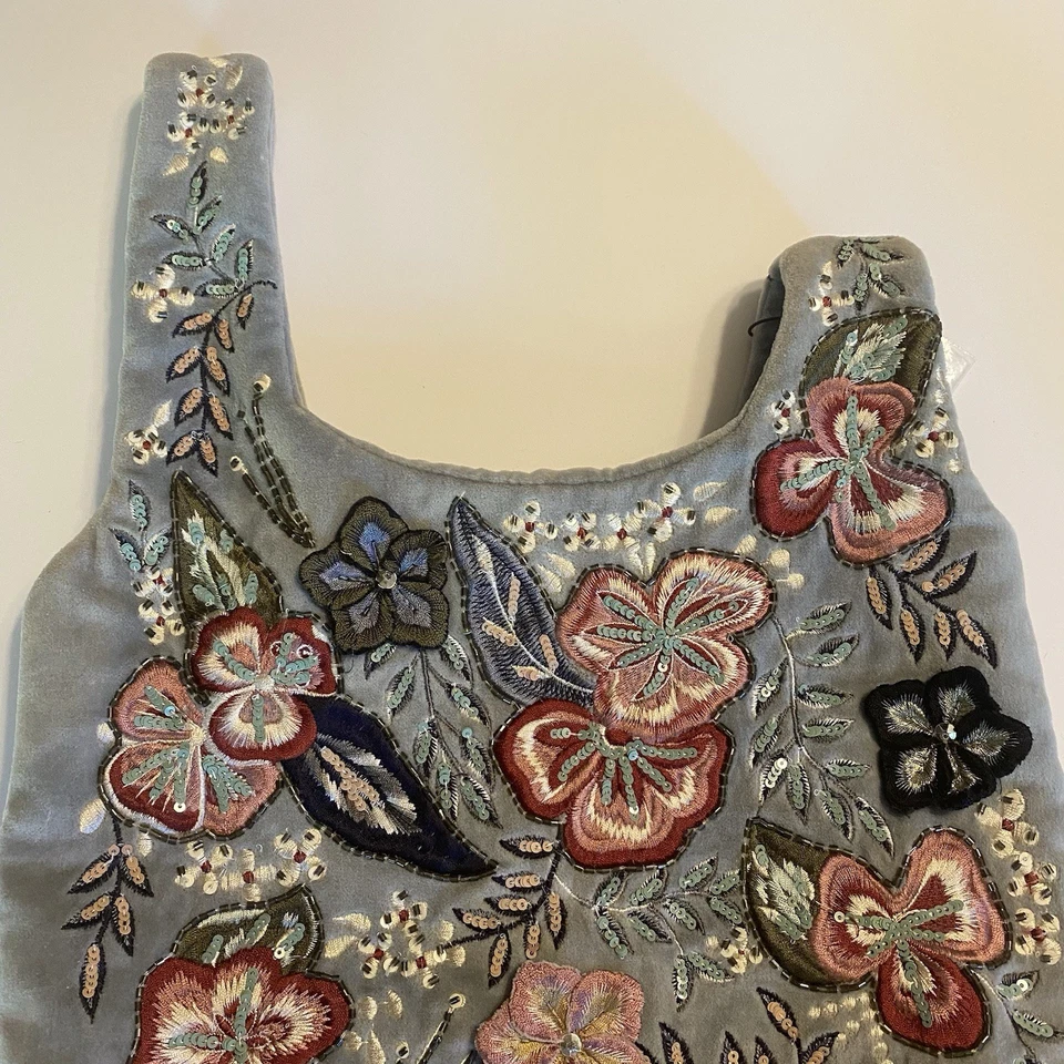 Cartera para mujer Zara bordada adornada cuentas azul pálido terciopelo flores boho Foto 3 de 4