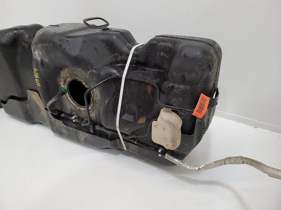 2009-2014 FORD EXPEDITION Fuel Tank 131  Wb Extended AL1Z9002B 33.5 Gal        Foto 4 de 4
