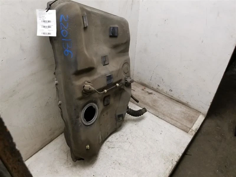 1998 TOYOTA AVALON XL 3.0L 6CYL GAS FUEL TANK ASSEMBLY  Foto 2 de 4