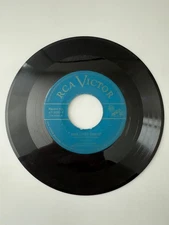 RCA Victor 47-3082 7" 45 RPM Vinyl Record Hush Little Darlin' Perry Como