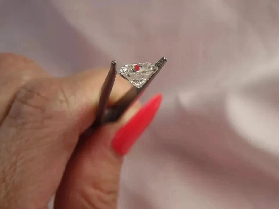 Lab Grown IGI Certified 1 Ct Diamond VVS2 Clarity D Color Round Brilliant #ROD4 - Image 2 of 4