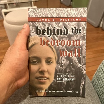 Behind the Bedroom Wall by Laura E. Williams (2005, Perfect)