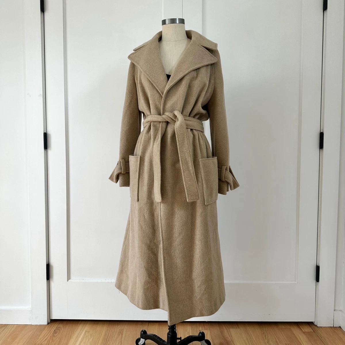 Tailored 1980s 100% Wool Vintage Coats, Jackets & Vests for Women