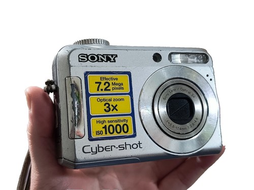 SONY Cyber Shot DSC-WX100 Digital Camera 18.2MP 10x Optical Zoom