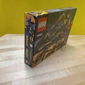 LEGO DC Comics Set 76053 Gotham City Cycle Chase Retired. Free Shipping