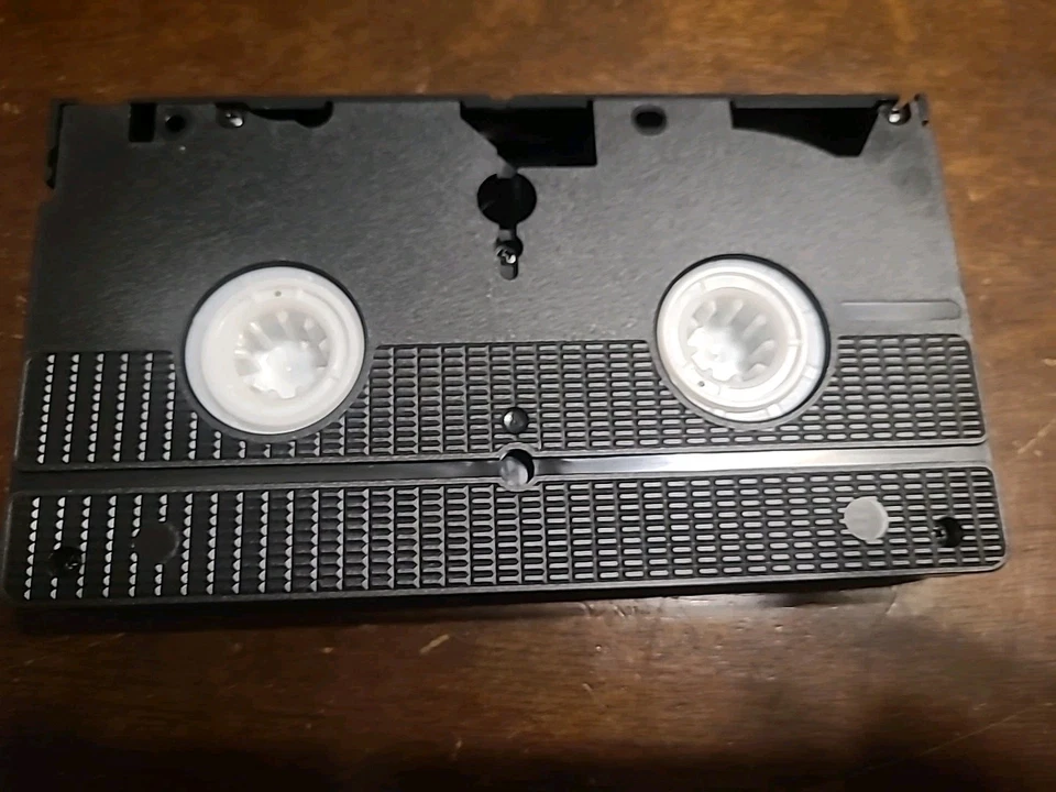 The Creature Walks Among Us VHS 1956 MCA Universal Monsters from black lagoon - Image 4 of 4