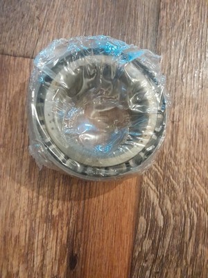 Skf Hm212047 Bearing  Box Also Says 94302-5001 New Old Stock In Original Box