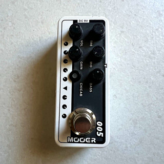MOOER 005 Digital Distortion Effects Pedal for Electric Guitar