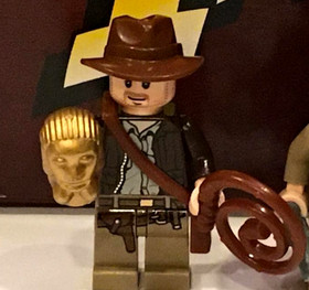 LEGO Indiana Jones Mini figure only Set 7623 Temple Escape Gem mint