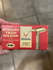 Vintage Gillette Tech Razor In Original Box