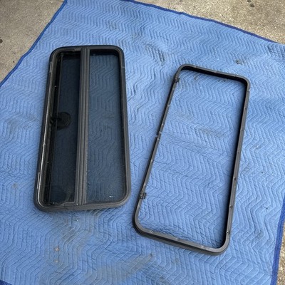 01-03 VW EUROVAN T4 CAMPER LEFT SIDE GALLEY WINDOW W FRAME OEM