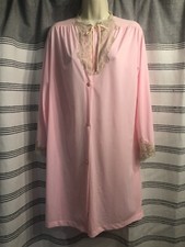VINTAGE VAN RAALTE PINK SIZE MEDIUM ROBE