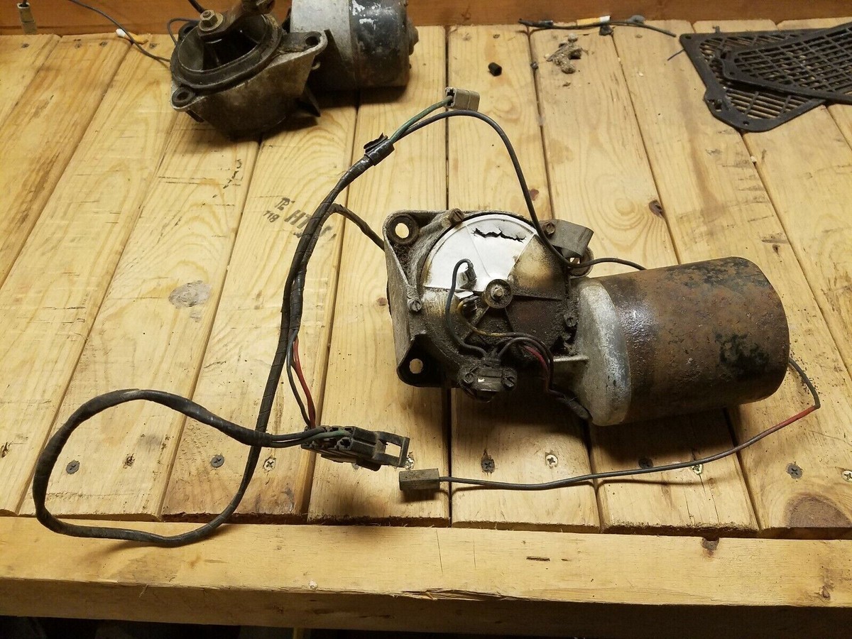 Mopar Variable Speed Wiper Motor 2822963 1966-67 B a Body Charger