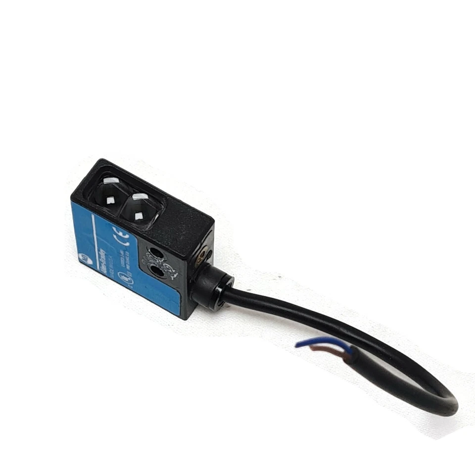 Allen Bradley Photo Switch Type 42SMR-7602-06 Thru Scan Receiver - Image 4 of 4