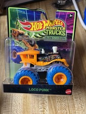 Hot Wheels - 2025 Monster Trucks Glow in the Dark Loco Punk