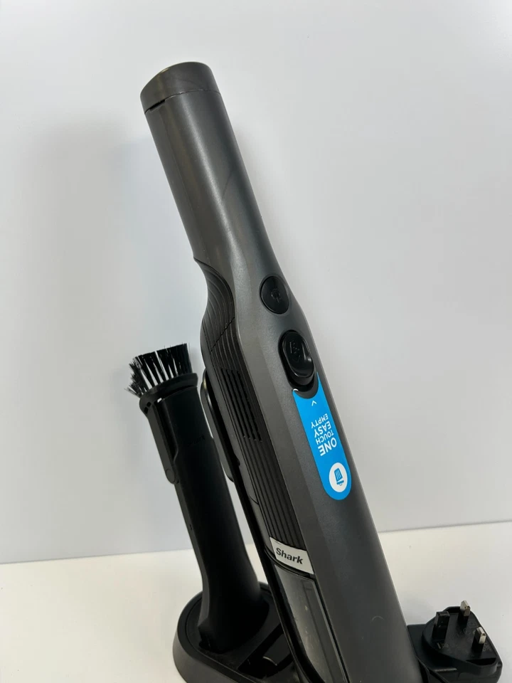 Shark Handheld Vacuum Cleaner Pet Hair Removal WV200UK - Wont Power On - Image 3 of 4