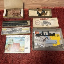 Miscellaneous Model Train Parts And Pieces