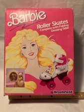 Vintage 1988 Barbie Children  s Roller Skates Junior Girls B-11 W/ Box