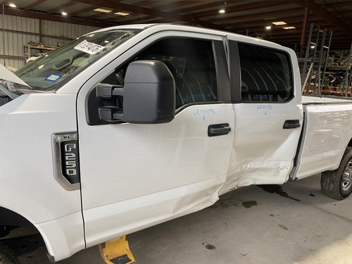 2021 Ford F250SD Third Brake Light - Picture 11 of 24