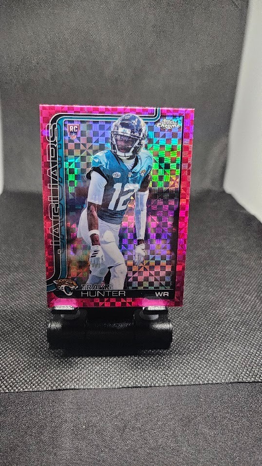 Travis Hunter Topps Chrome #332 X-Fractor