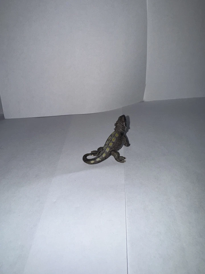 Schleich Reptiles Bundle, Tortoise, Bearded Dragon, Baby Croc & Small Tortoise - Image 3 of 4