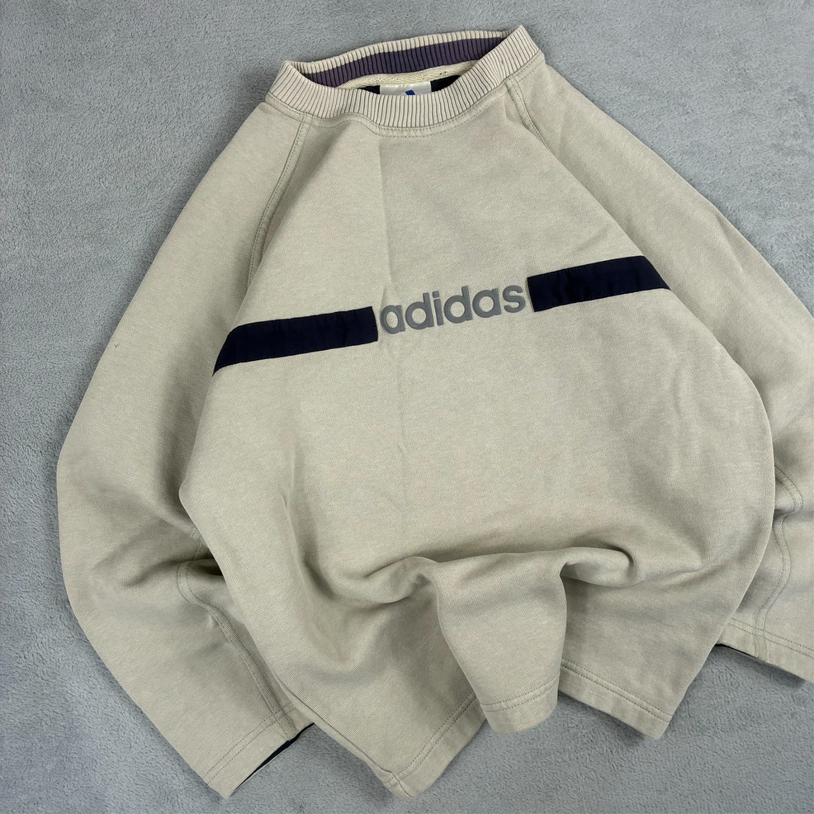 Vintage Adidas 2000's Y2K Cream Beige Spellout Sz 32/34 / XS Pullover Sweatshirt image 2