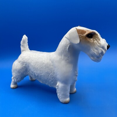 NYMPHENBURG GERMANY PORCELAIN FIGURINE OF A SEALYHAM TERRIER DOG #688 LARGE SIZE