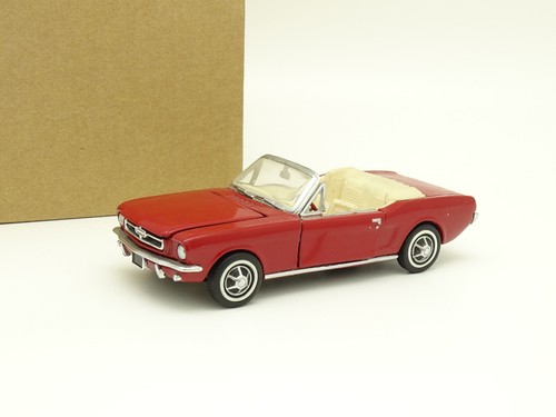 Voiture Miniature Ford Mustang 1964 Rouge - échelle 1/18 Par Welly - Neuf