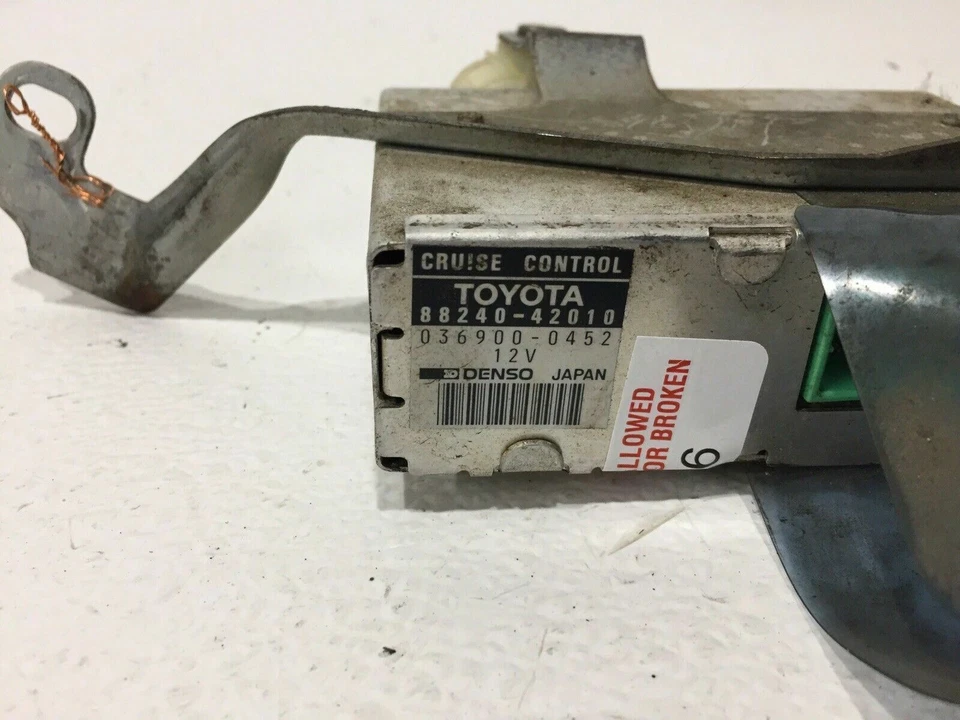 96 97 toyota rav4 rav 4 cruise control module computer 88240-42010 1996 1997 oem - Image 2 of 3