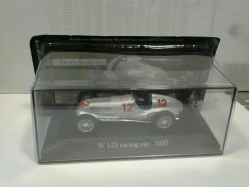 Modellini statici di auto da corsa Formula 1 in plastica scala 1:25