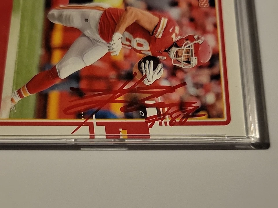 Travis Kelce Hand-Signed Autograph 2020 Panini Donruss Football #3 Chiefs - Image 3 of 4