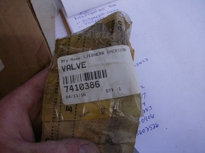LIEBHERR 7410386 VALVE