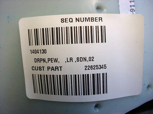 Panel de puerta moldura trasera izquierda Int. Nuevo GM 22625345 Peltre Oldsmobile Alero 1999-2004 Foto 3 de 4