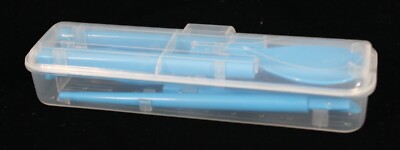 SISTERMA LIGHT BLUE PLASTIC 4 ITEMS DINING UTENSILS IN CLEAR CARRYING CASE NEW