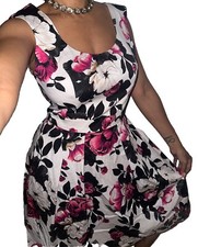 White House Black Market Floral Print Fit Flare Pleated Dress Pink A Line Sz 8