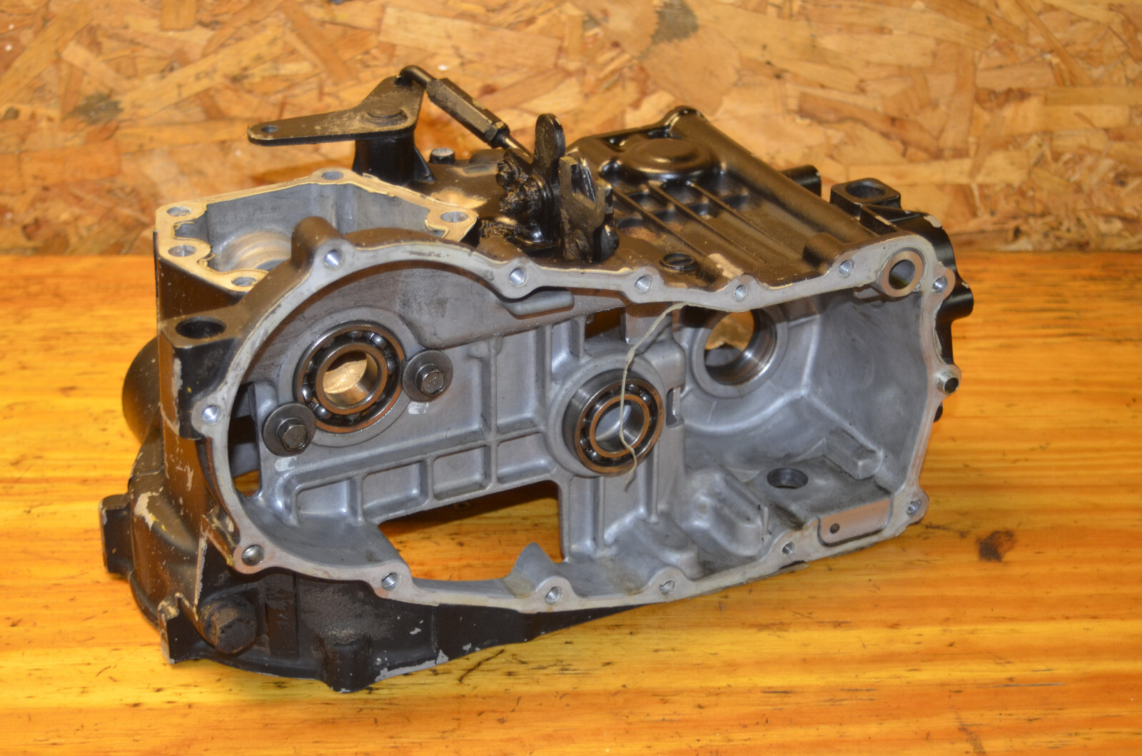 John Deere 425 Transmission Center Case Housing MIA881003 445 455 