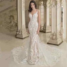 Retro Mermaid Wedding Dresses V-Neck Backless Lace Applique Bridal Gowns Train