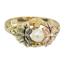 Vintage Solid 10Karat Black Hills Gold Tri-color  Japan Cultured Pearl Ring