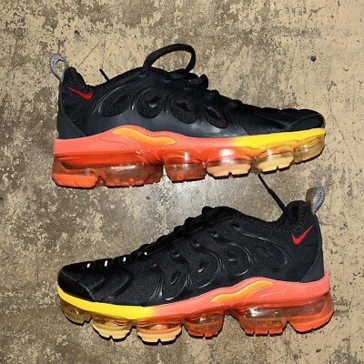 ま*ん様 Nike Air Vapormax ブラック Nike Air Vapormax Plus Triple Black Anthracite DH1063-001 Women's