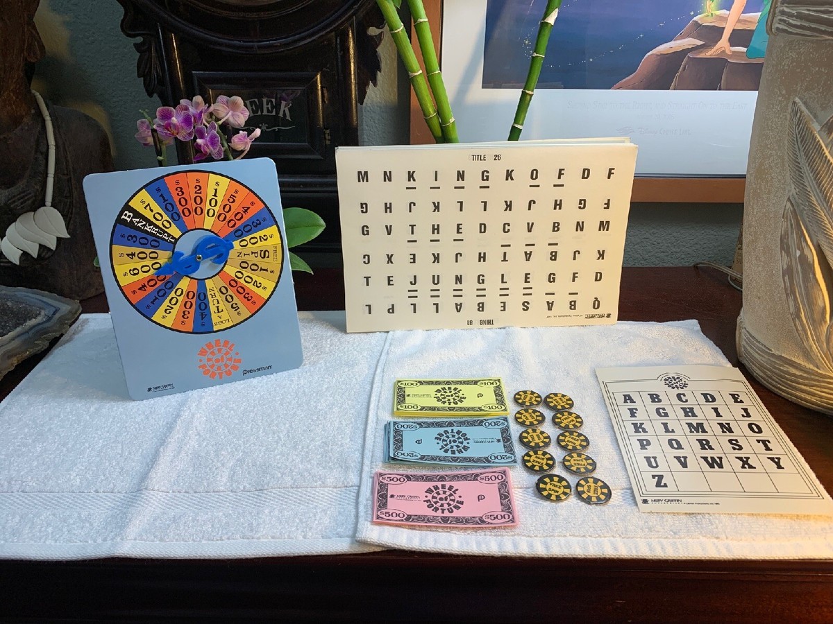 Pressman Wheel of Fortune Deluxe Board Game Movie & TV Theme MPN