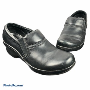ariat nursing shoes