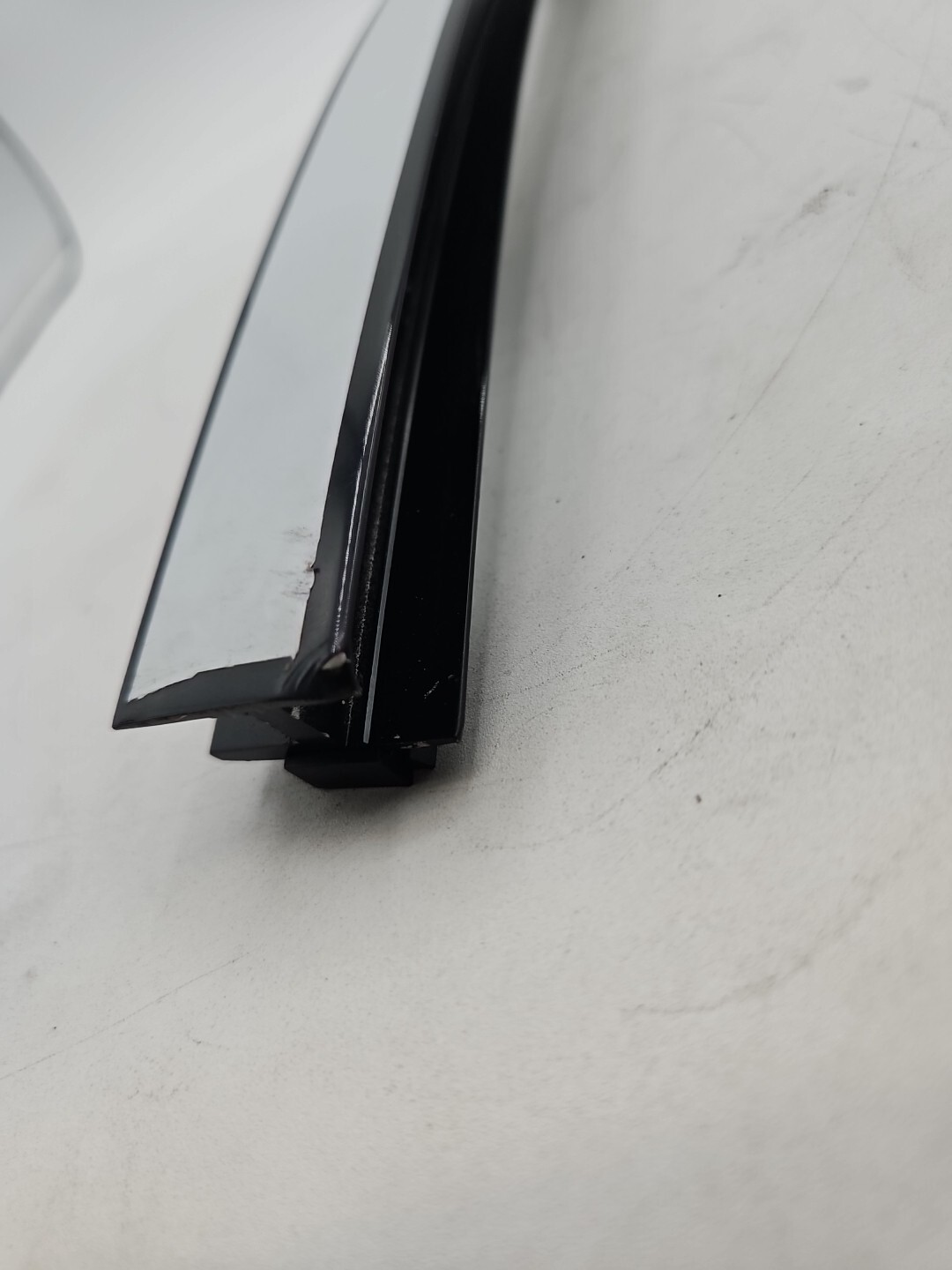Bentley Continental Flying Spur (2006-2012) WINDOW GUIDE (3W5839409H)