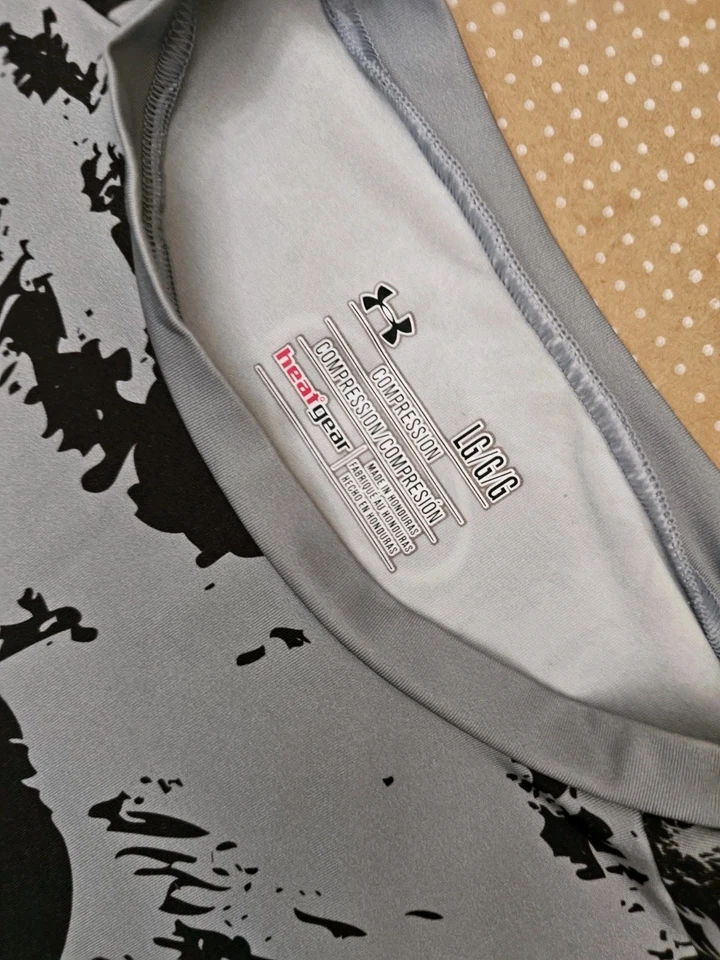 Camiseta de compresión Under Armour Bear - para hombre talla grande - Alter Ego Foto 3 de 4