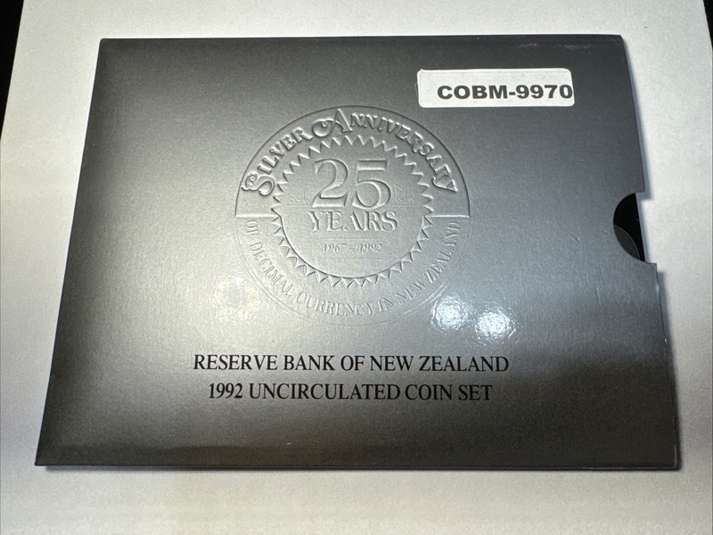 Reserve Bank of New Zealand 1992 UNC Coin Set 25 Year Anniversary COBM-9970