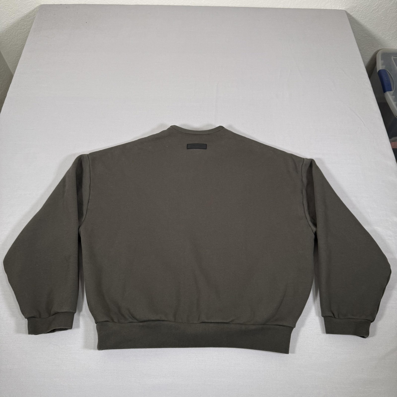 Essentials Sweatshirt Mens Small Gray Fear Of God Crew Neck Pullover Sweater