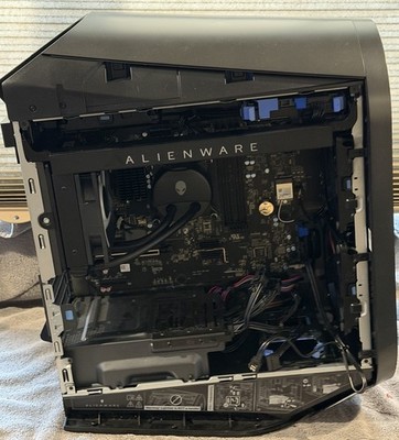Alienware Aurora R14 Ryzen 9 5950X Liquid-Cooled Barebones Desktop Tested