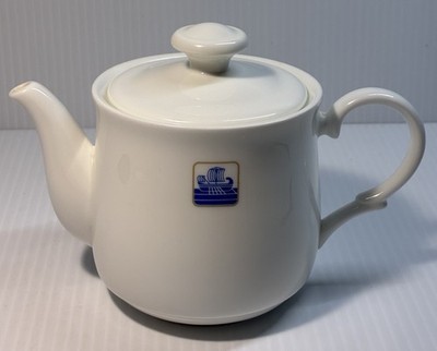 Teapot Luxury Hotel Item Schönhuber Franchi Fine Bone china  Rare