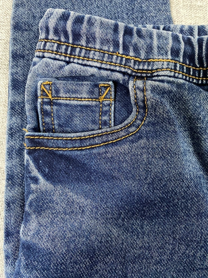 Pacote de jeans Okie Dokie Boys 5T (2 pares) ajuste clássico jeans usado - Imagem 4 de 4
