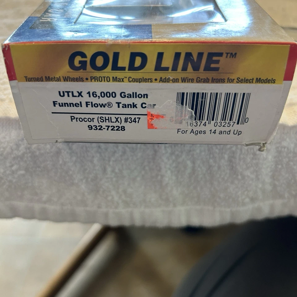 Walthers Gold Line 16K Funnel Flow Procor(SHLX) #347 Tank Car - Image 4 of 4
