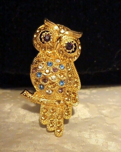 Vintage Monet' Jeweled Rhinestone Owl 2.25" Goldt… - image 1